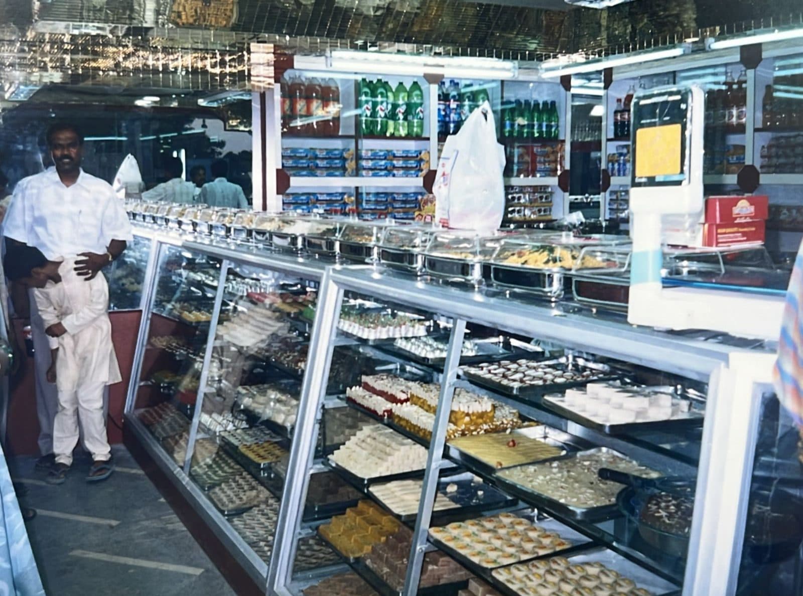 Neyveli Rajendra Sweets, 2004
